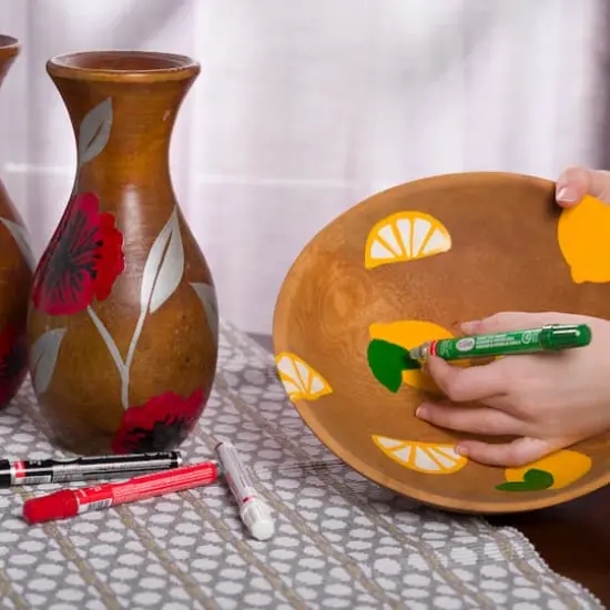 Testors&reg; Glossy Chisel Tip Enamel Marker White {4}