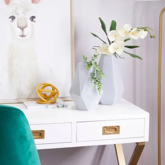 CosmoLiving by Cosmopolitan White Iron Contemporary Vase, 12" x 10" {9}