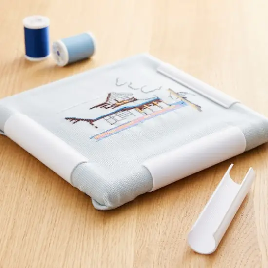 Loops & Threads&trade; Plastic Snap Frame {3}