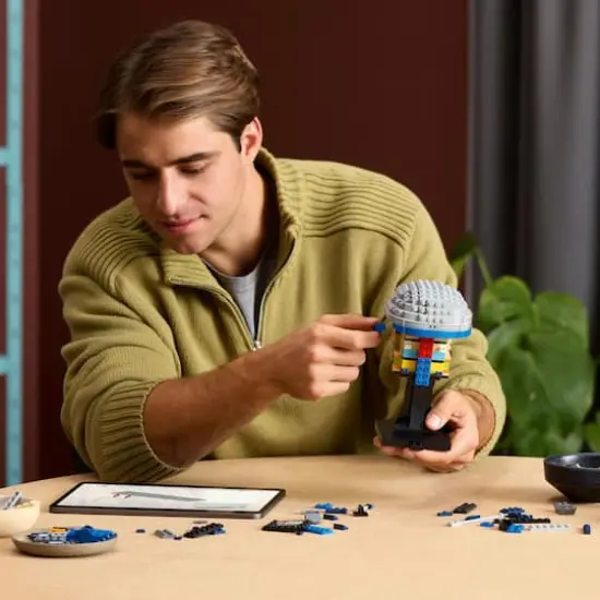 LEGO&reg; Star Wars&trade; Jango Fett&trade; Helmet, Buildable Model Kit for Adults 75408 {6}