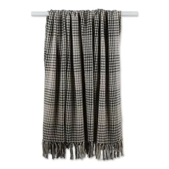 Black & Gray Houndstooth Plaid Throw {3}