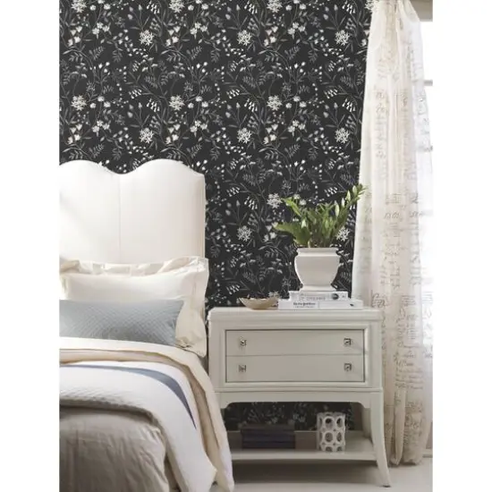 RoomMates Meadow Mix Peel & Stick Wallpaper Black/White {7}