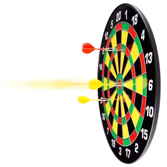 Toy Time Magnetic Dartboard Set {4}