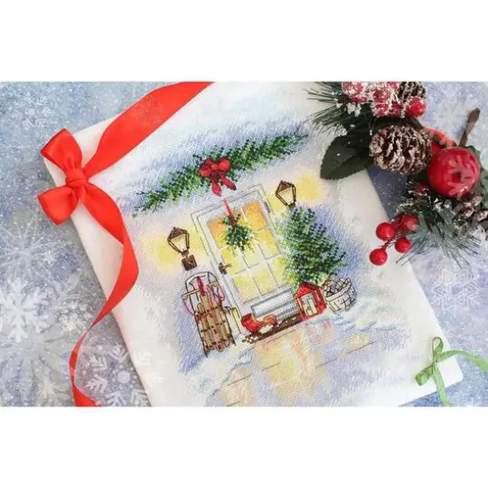 Christmas Door Cross Stitch Kit {5}
