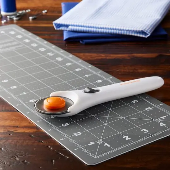 Fiskars&reg; 2 Piece Fabric Cutting Set {3}