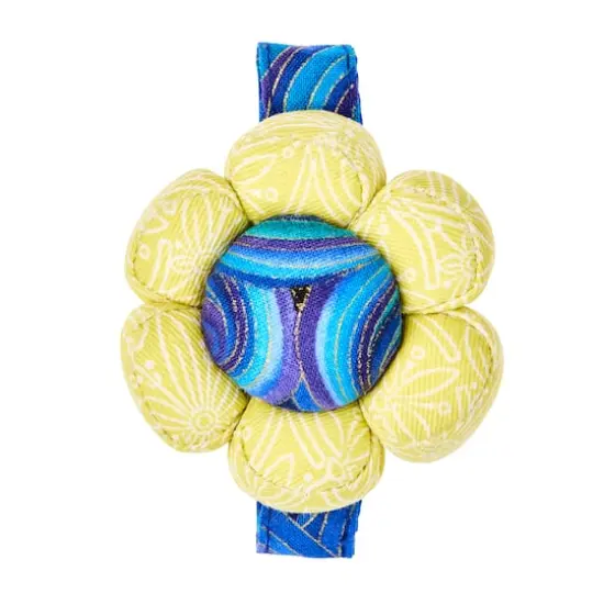 Loops & Threads&trade; Wrist Pin Cushion {4}