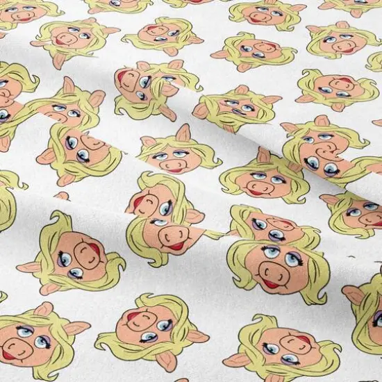 Camelot Fabrics The Muppets Miss Piggy Cotton Precut Fabric Bundle {4}