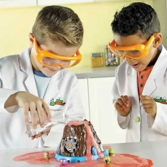 Learning Resources Beaker Creatures Bubbling Volcano Reactor {5}