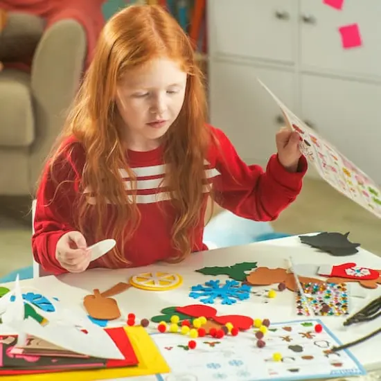 Arteza&reg; Kids Felt Craft Kit, Four Seasons {5}