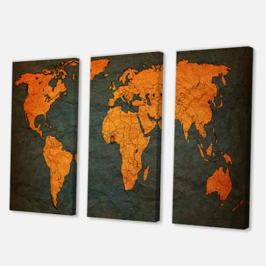 Designart - Ancient Map of The World Africa - Vintage Canvas Wall Art Print {1}