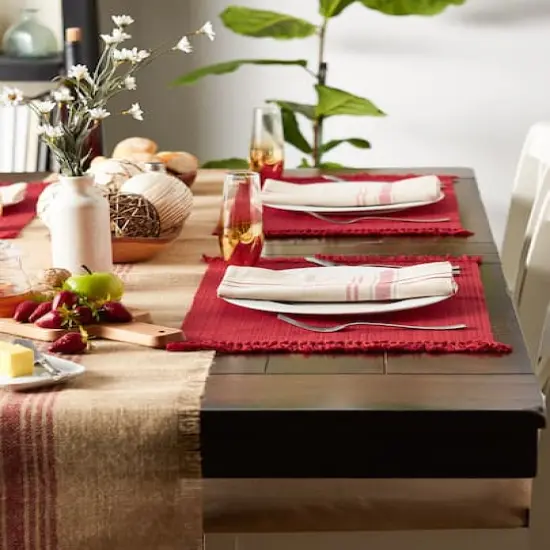 DII&reg; Variegated Fringe Cotton Placemats, 6ct. Tango Red {4}