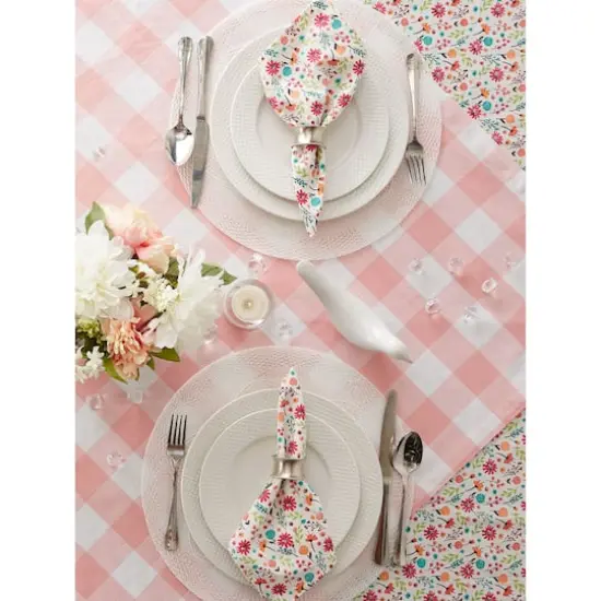 DII&reg; 40" Buffalo Check Table Topper Pink {4}