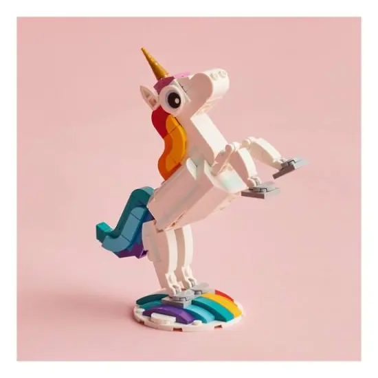 LEGO&reg; Creator&trade; 3in1 Magical Unicorn {7}