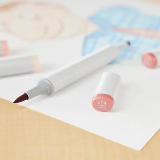 Copic&reg; Sketch Marker, EarthsE04 Lipstick Natural {3}