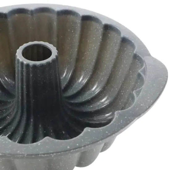 Metal Reinforced Silicone Fluted Pan by Celebrate It&trade; {4}