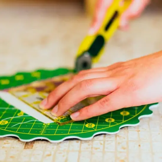 Omnigrid&reg; 360 8" Rotating Cutting Mat {11}