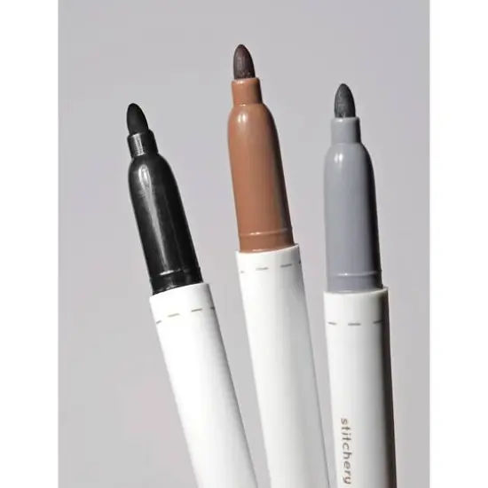 Leisure Arts&reg; 3 Color Stitchery Fabric Marker Set {5}