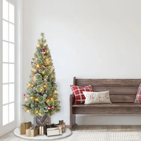 5ft. Pre-Lit Vancouver Pine Artificial Potted Christmas Tree, Clear Lights {4}