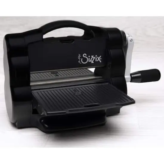 Tim Holtz&reg; Sizzix&reg; Black Big Shot Foldaway Machine {4}