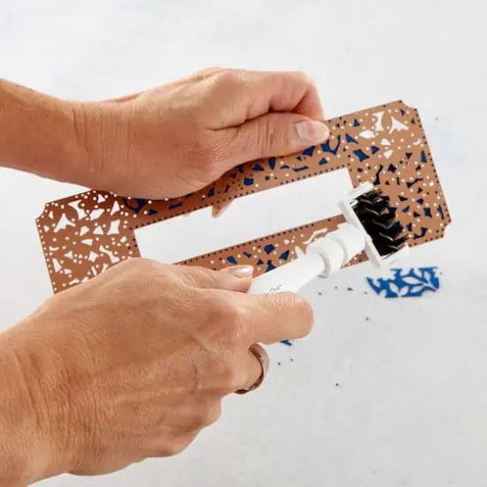 Spellbinders&reg; Tool 'N One&trade; White Die Cutting Tool Kit {6}