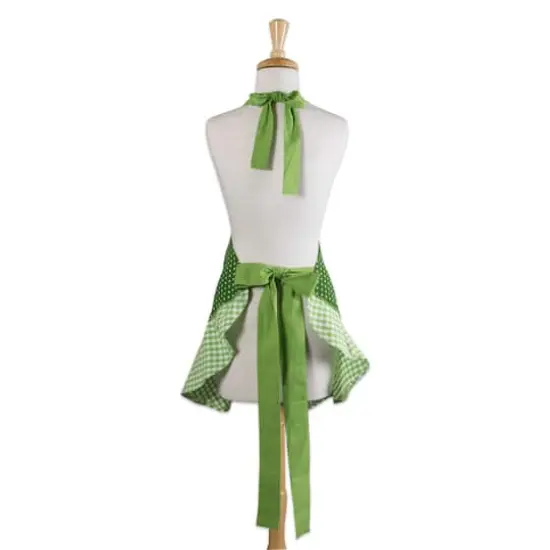 DII&reg; Kiss Me St Patty's Day Ruffle Apron {5}