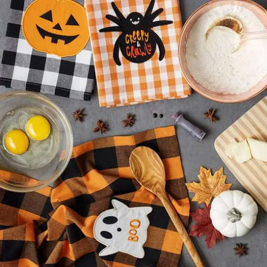 DII&reg; Boo! Embellished Dishtowel Set {8}