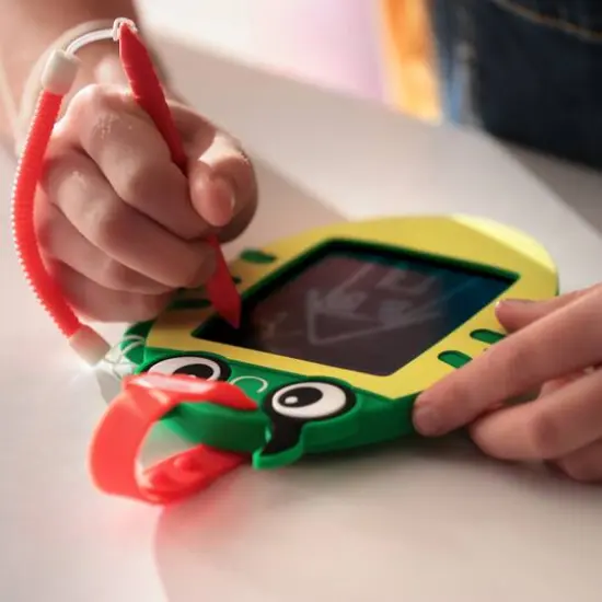 Boogie Board&reg; Sketch Pals&trade; Juno the Beetle Doodle Board {6}