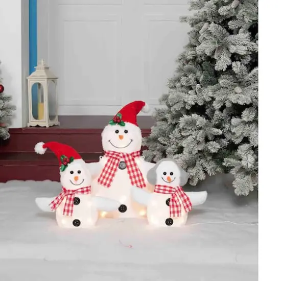 3-Piece Plush Snowman Family Sculpture Set {6}