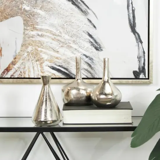 CosmoLiving by Cosmopolitan Contemporary Aluminum Vase Set Silver {1}