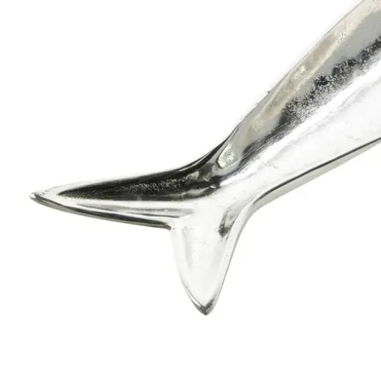 CosmoLiving by Cosmopolitan Aluminum Fish Tray Set Silver {6}