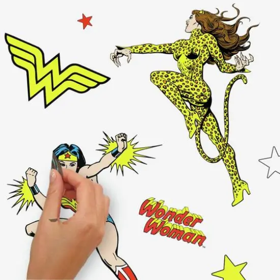 RoomMates Wonder Woman Peel & Stick Wall Decals {6}
