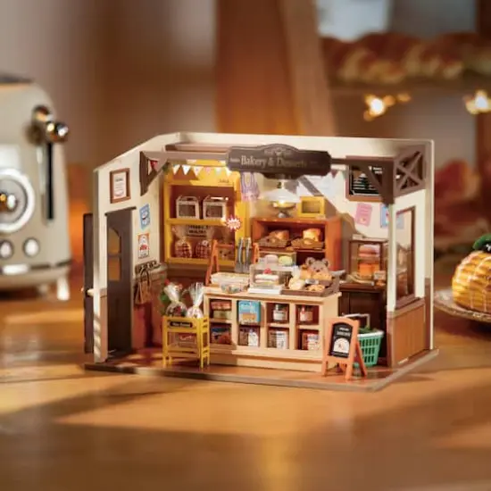 Rolife Becka's Baking House DIY Miniature House Kit {4}