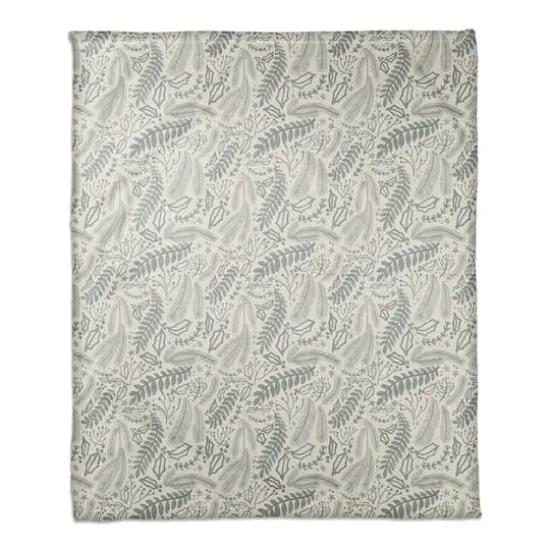 Green Winter Pattern 50" x 60" Coral Fleece Blanket {1}