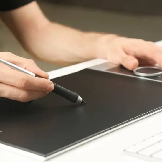 XPPen Deco Pro M Drawing Tablet {6}