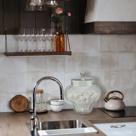 14.5" Transparent Segmented Glass Container with Lid {6}