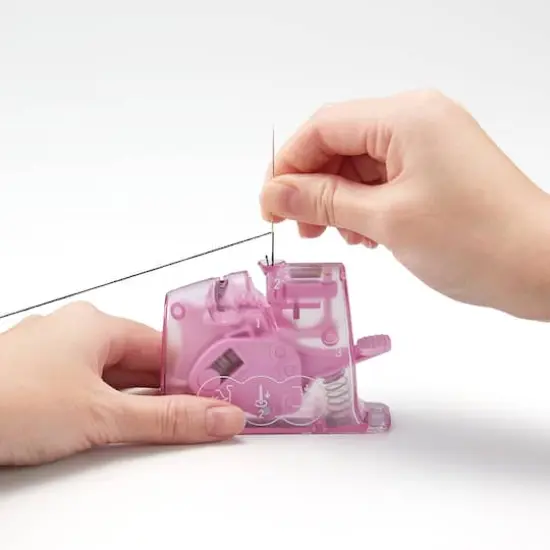 Clover "Quick" Desk Needle Threader {6}