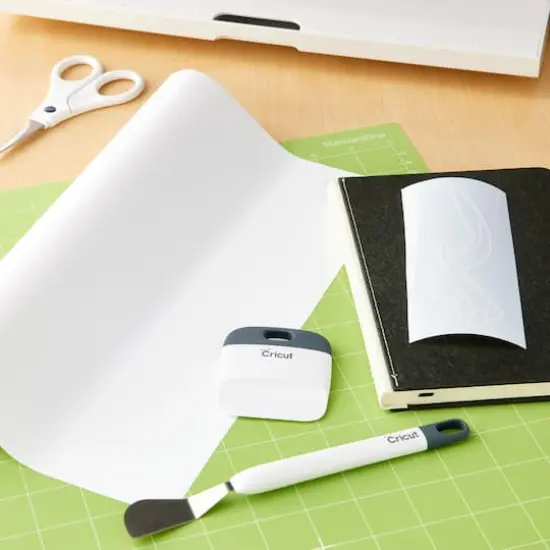 Cricut&reg; Premium Vinyl&trade;, Removable White {8}