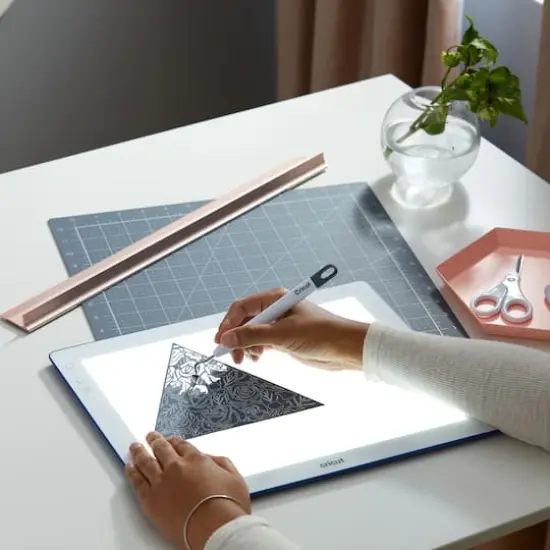 Cricut&reg; BrightPad Go&trade; {6}