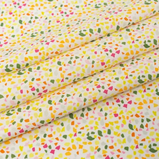 SINGER Honey Bee Gnomes Cotton Fabric Bundle {18}