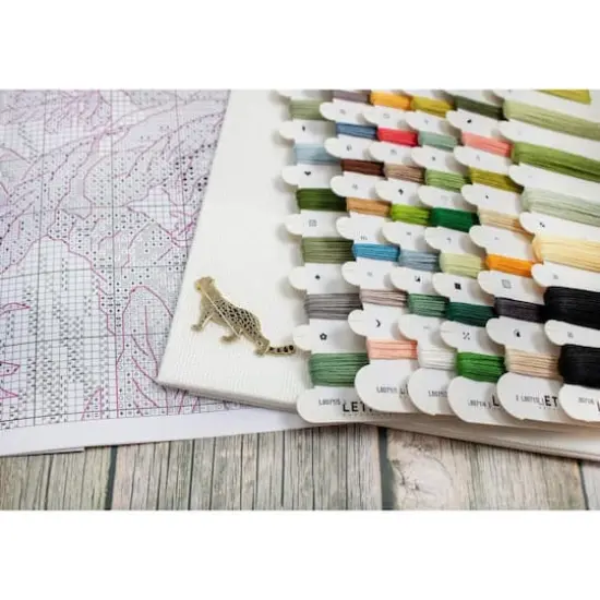 LetiStitch Jungle Time Counted Cross Stitch Kit {4}