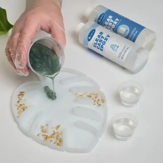 Alumilite&trade; 16oz. Amazing Clear Cast Epoxy {3}