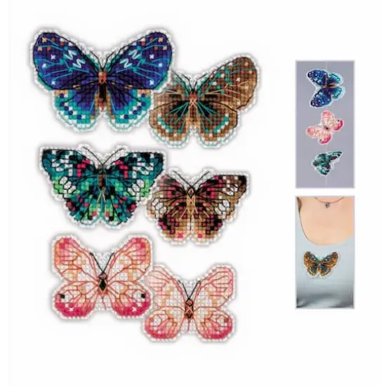 RIOLIS Soaring Butterflies Plastic Canvas Kit {1}