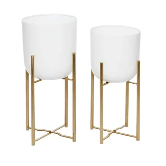 CosmoLiving by Cosmopolitan Set of 2 White Metal Contemporary Planter, 20", 22" {3}