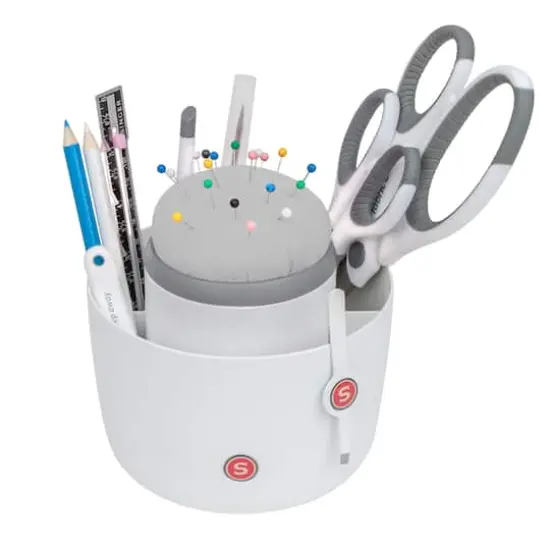 SINGER&reg; Pin & Sewing Tool Craft Organizer Caddy {3}