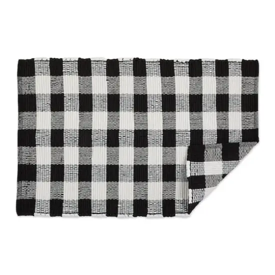 DII&reg; Buffalo Check Rag Rug, 26" x 40" Black and white {5}