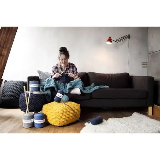 Hoooked RibbonXL Yarn Riverside Jeans {3}