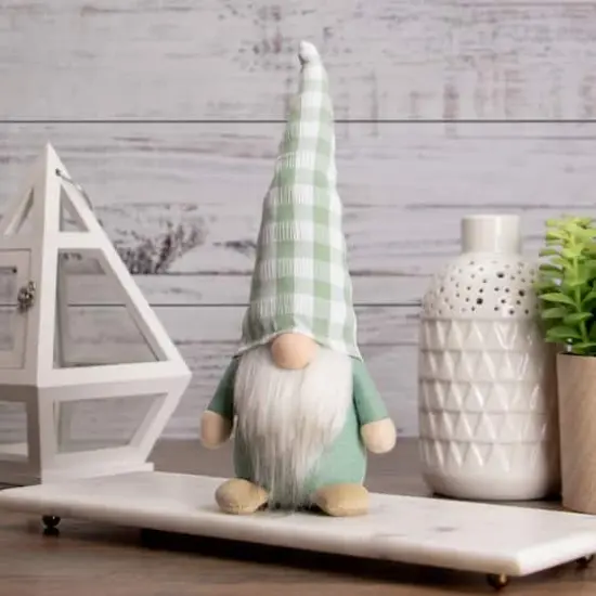 12" Spring Gnome with Green Plaid Hat {3}