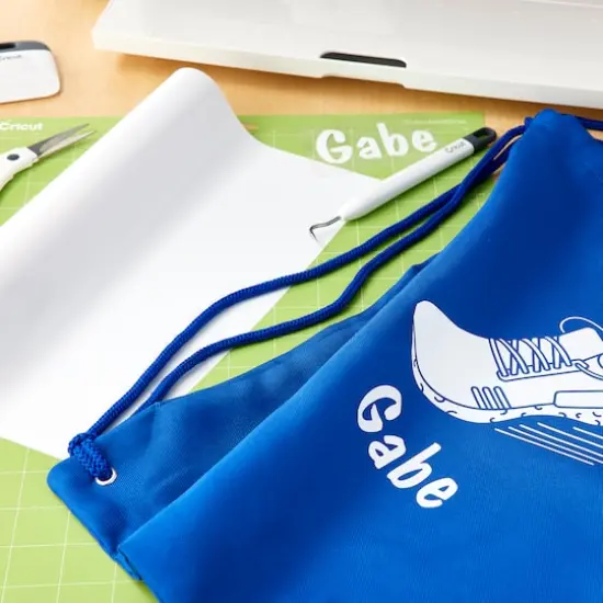 Cricut&reg; SportFlex Iron-On&trade; White {3}