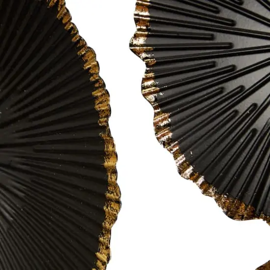 CosmoLiving by Cosmopolitan Black Metal Wall D&eacute;cor {4}