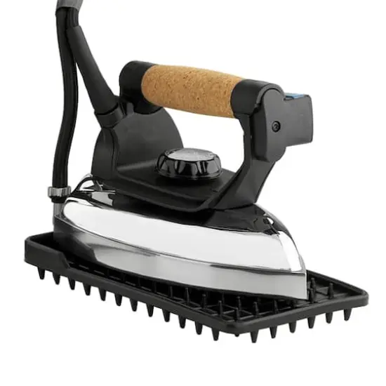 Reliable 3000IS Professional Steam Iron Station {3}